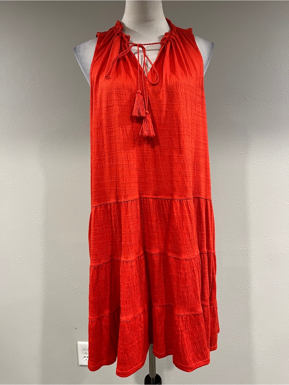 Max Studio Sleeveless Red Tiered halter mini Dress size large NWT